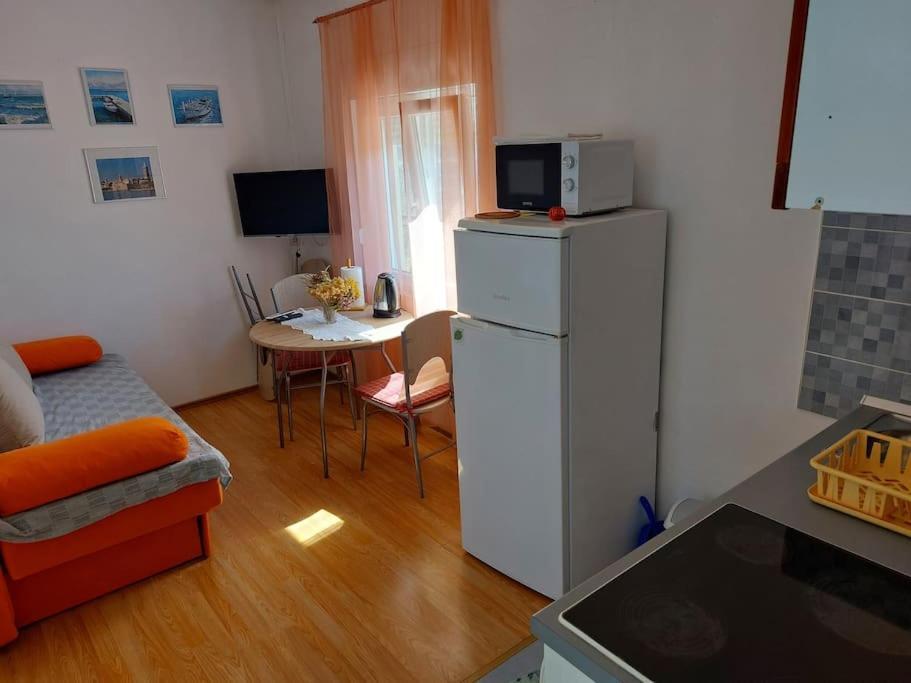 Apartamento Matija I Bartol Pirovac Exterior foto